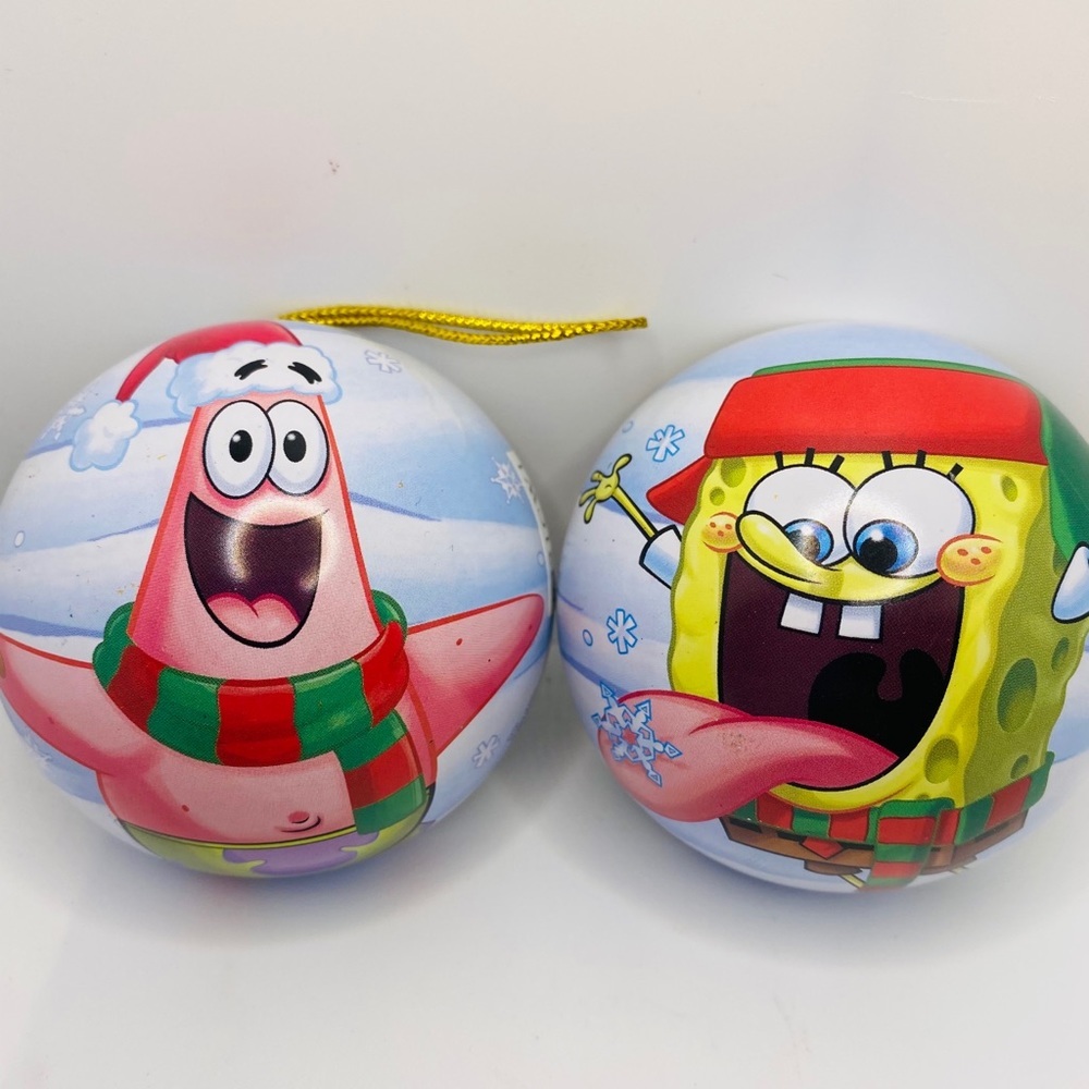 ORNAMENT SPONGE BOB AND PATRICK. OPENS LIKE EGG!